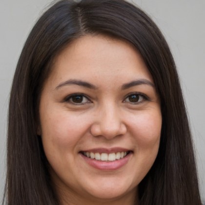 Natalie Ruiz.